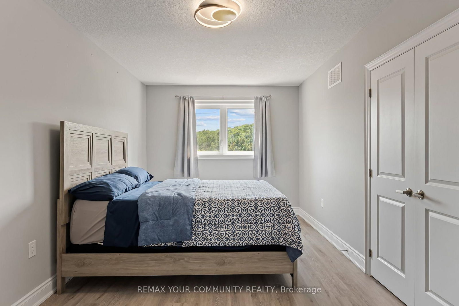 99 Walker Boulevard • New Tecumseth, ON photo 37