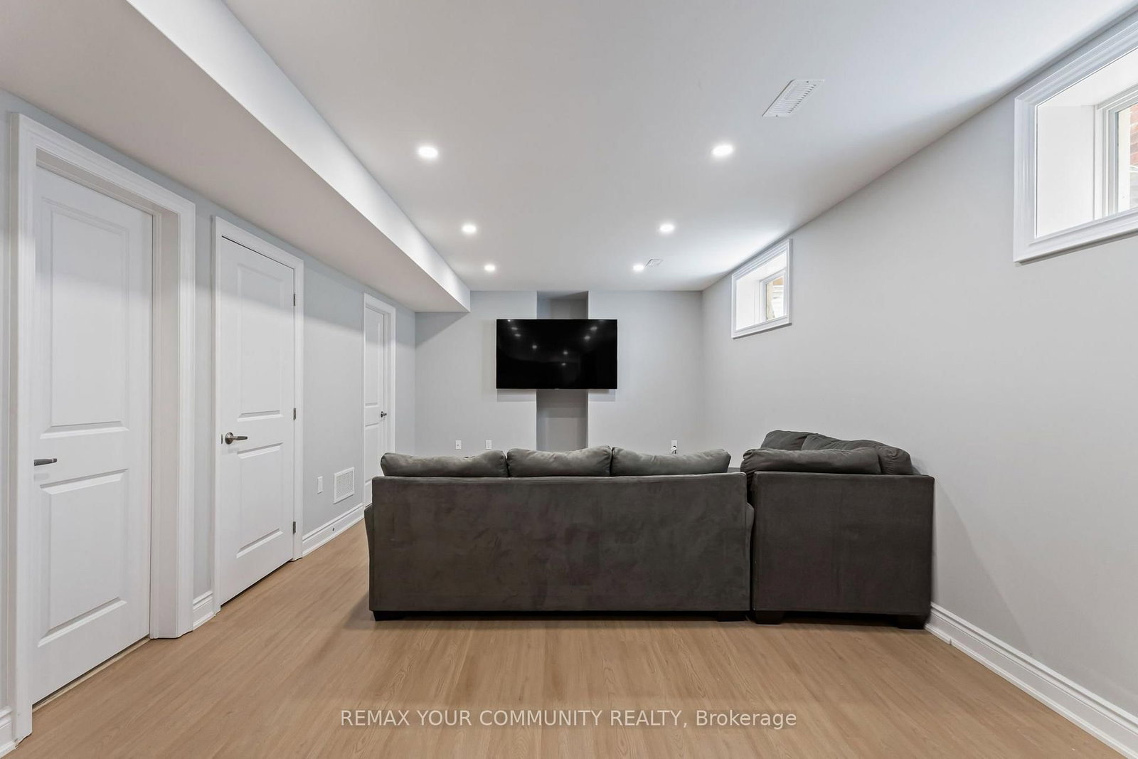 99 Walker Boulevard • New Tecumseth, ON photo 42