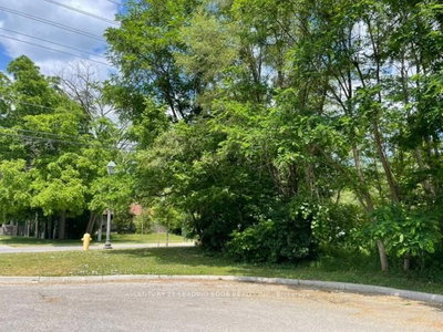 49 Main St. South Unionville • Markham, ON photo 4