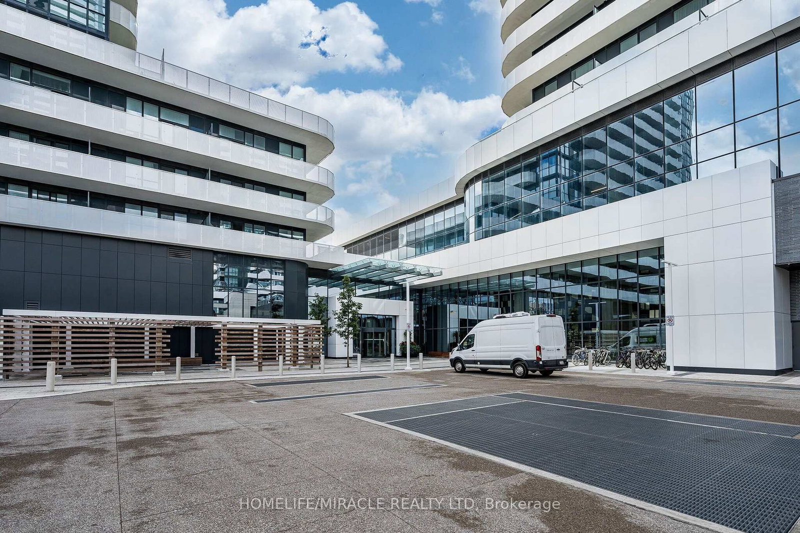 195 Commerce Street • #1003 • Vaughan, ON photo 2