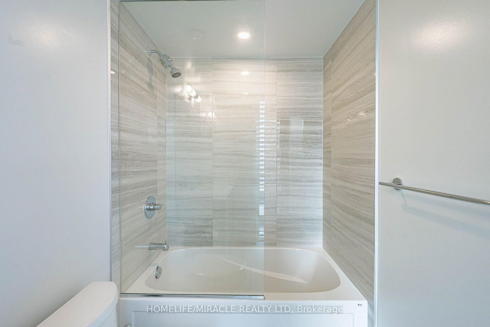 195 Commerce Street • #1003 • Vaughan, ON photo 28