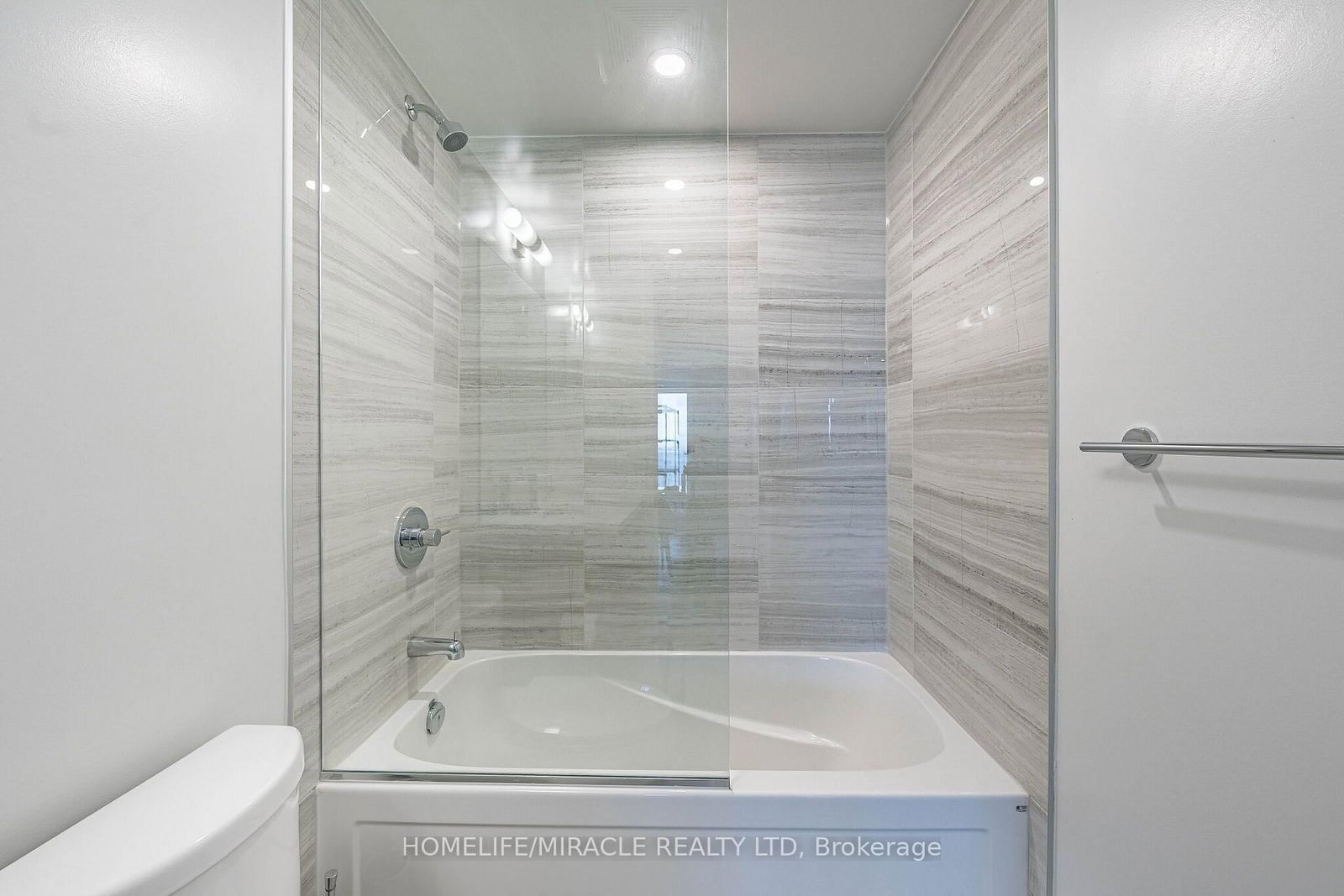 195 Commerce Street • #1003 • Vaughan, ON photo 36