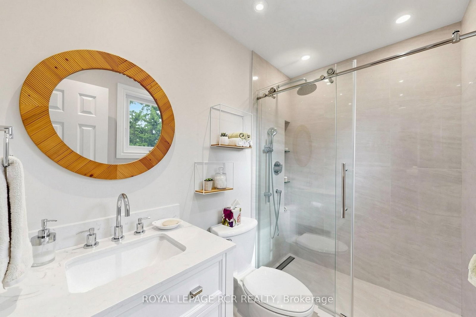 981 Krista Court • Newmarket, ON photo 29