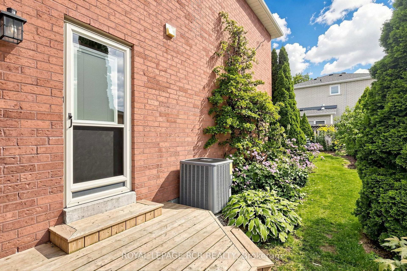 981 Krista Court • Newmarket, ON photo 39
