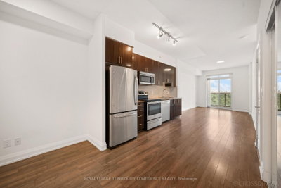 Condo for sale at 727-7161 Yonge Street, Markham, Ontario, L3T 0C8 - Grandview - MLS: N13743284