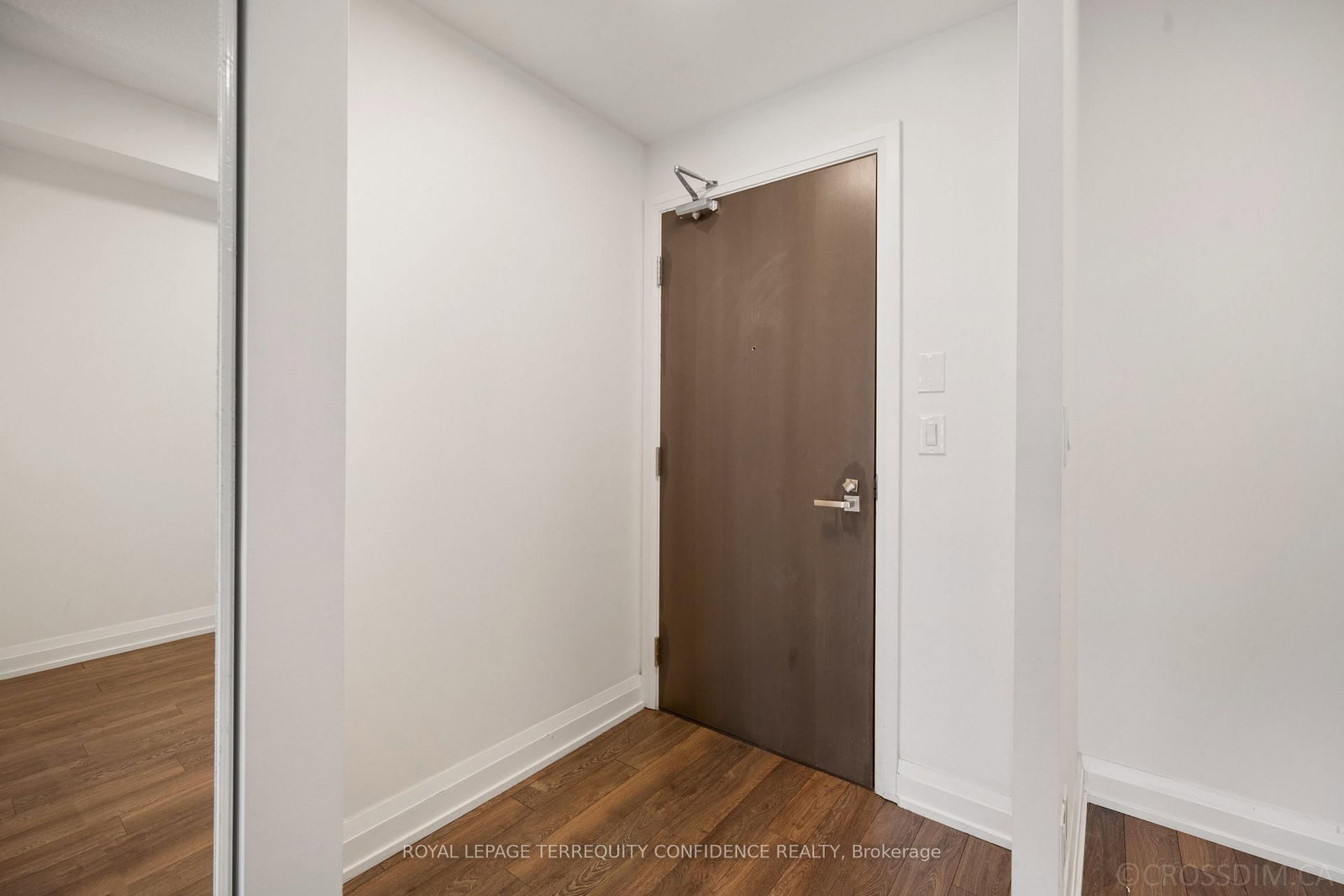 7161 Yonge Street • #727 • Markham, ON photo 3