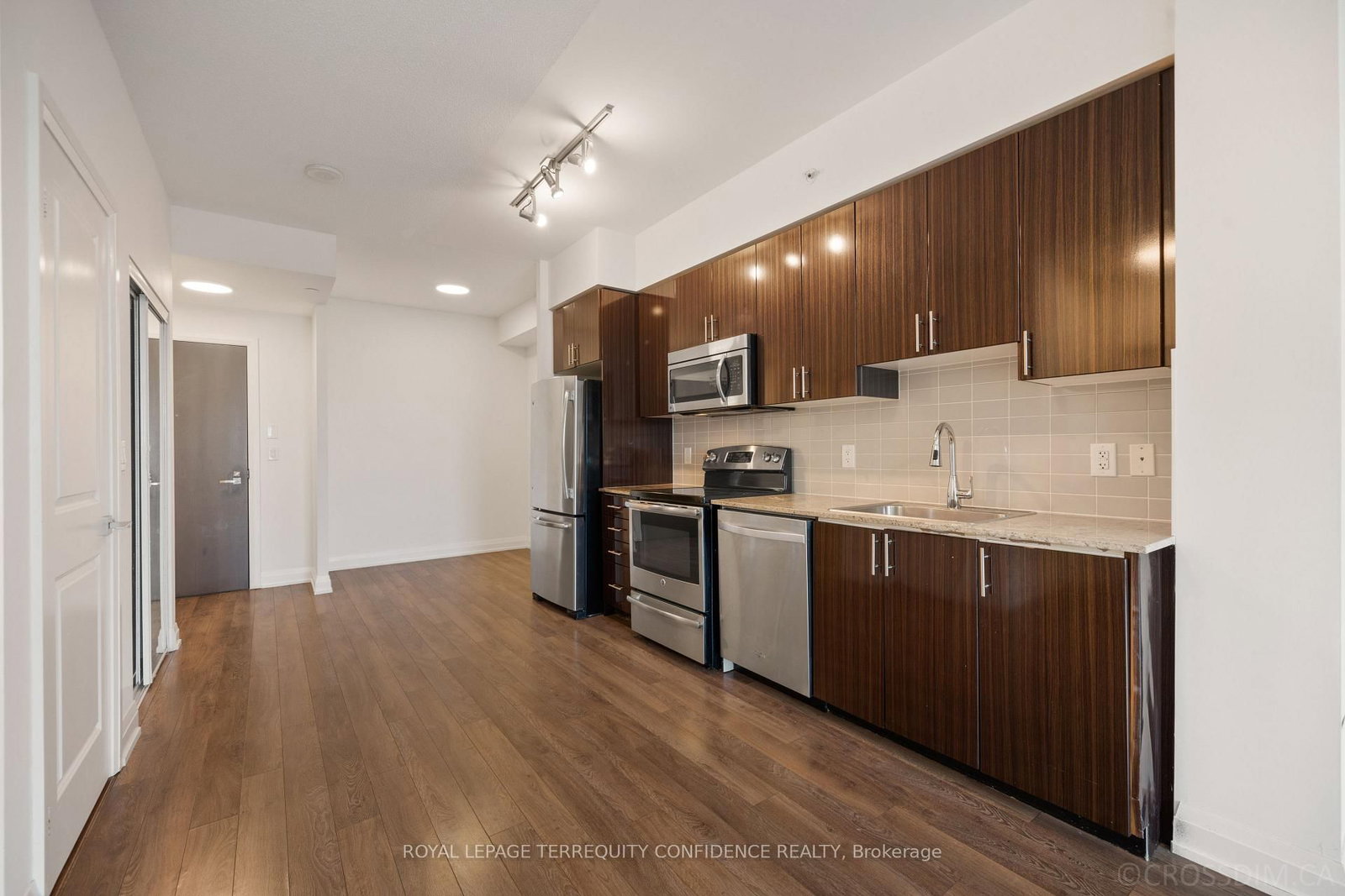 7161 Yonge Street • #727 • Markham, ON photo 6