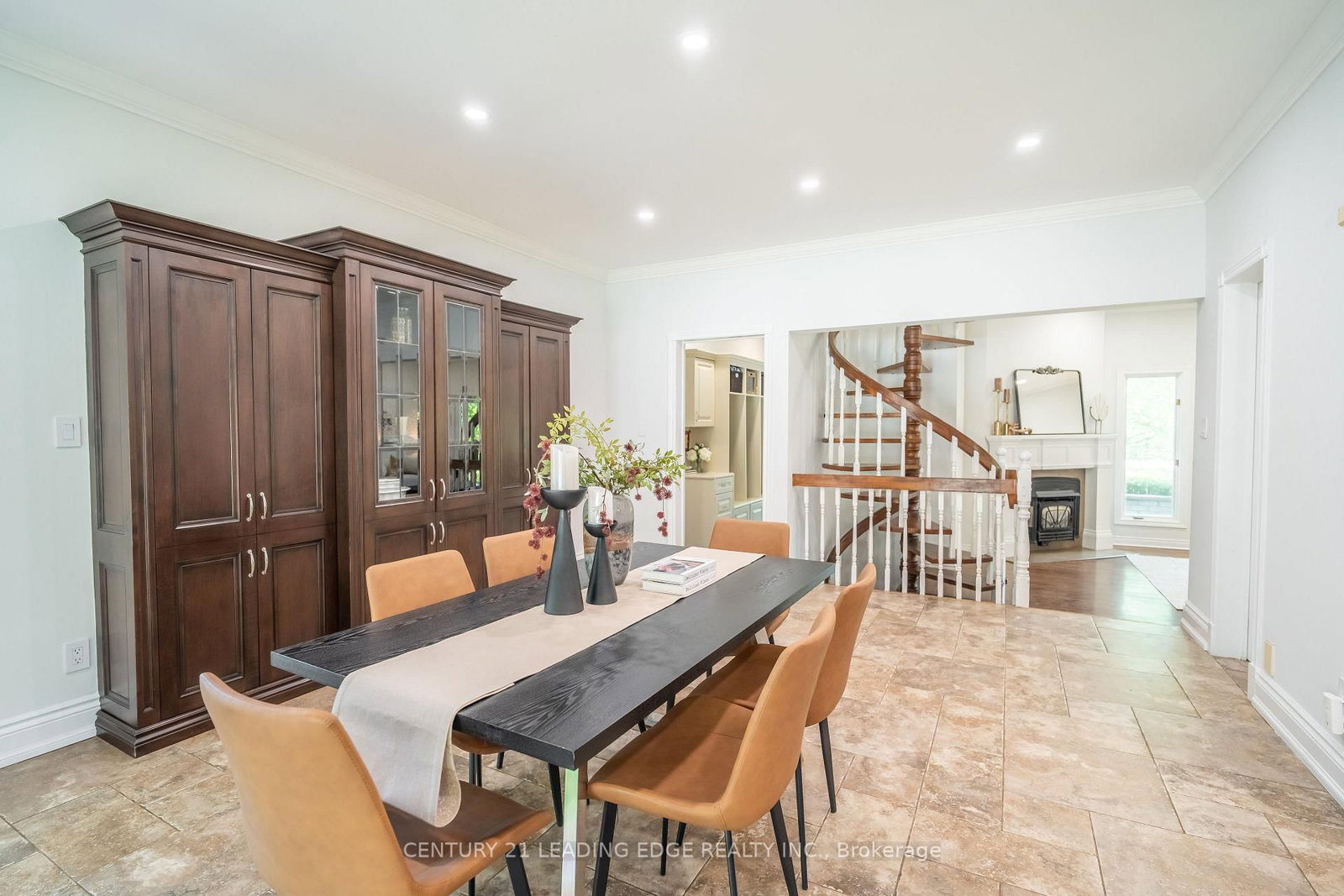 6 Stonegate Street • Whitchurch-Stouffville, ON photo 13