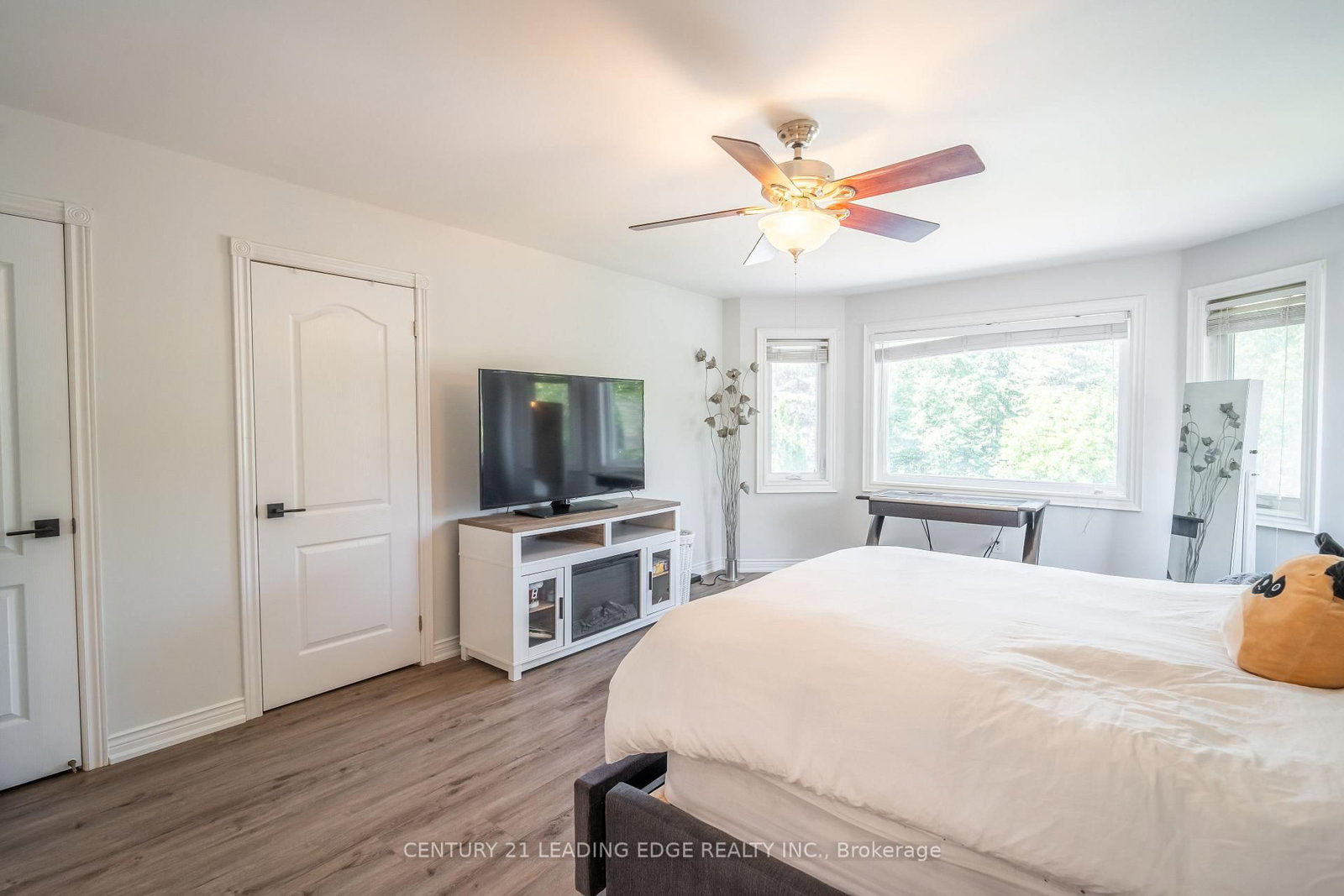 6 Stonegate Street • Whitchurch-Stouffville, ON photo 36