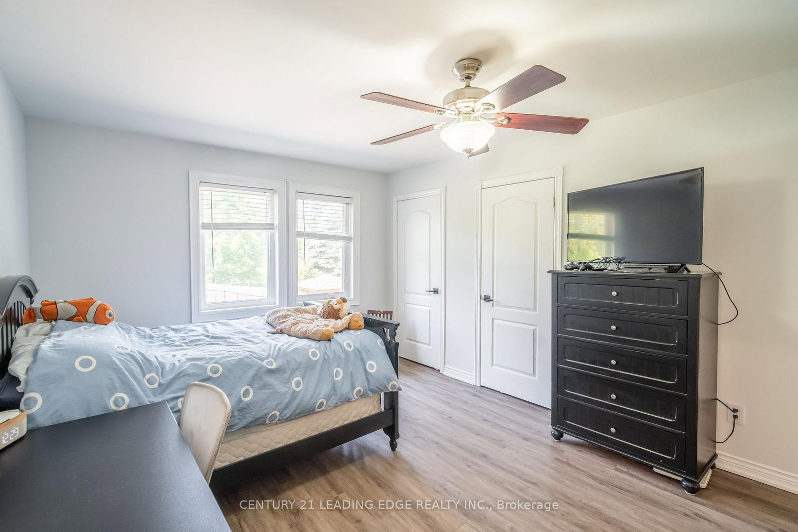 6 Stonegate Street • Whitchurch-Stouffville, ON photo 38
