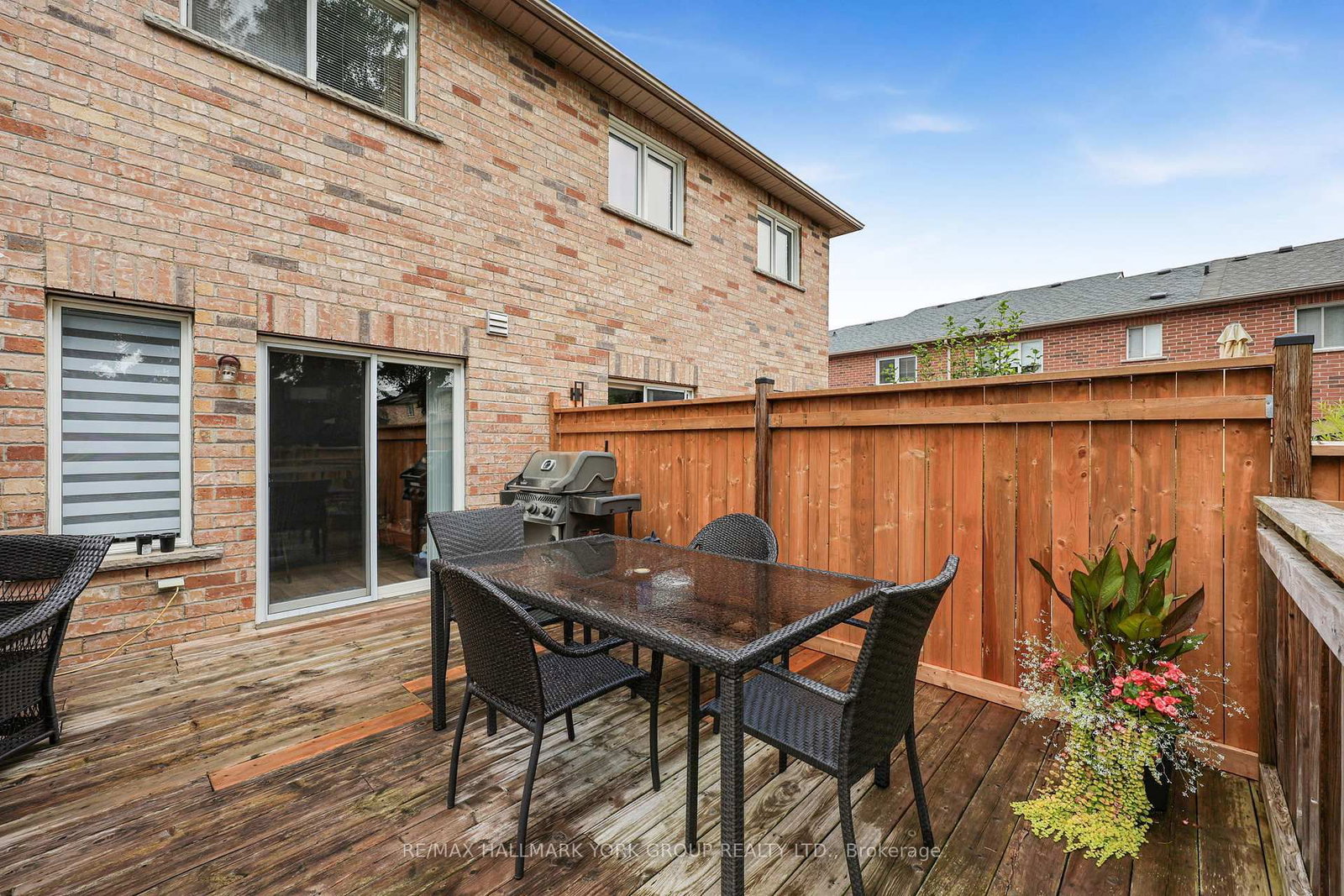 620 Bondi Avenue • Newmarket, ON photo 33