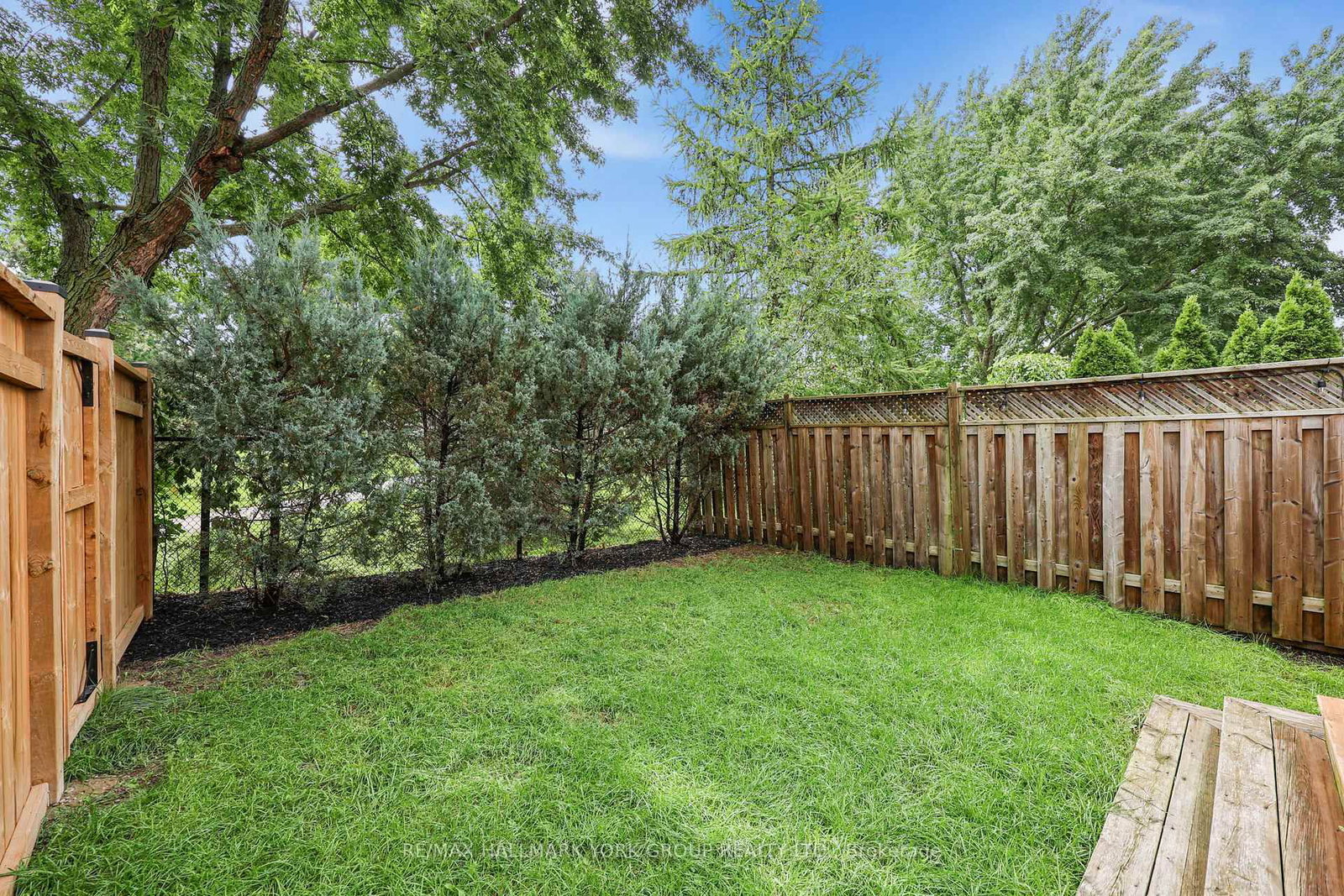 620 Bondi Avenue • Newmarket, ON photo 40