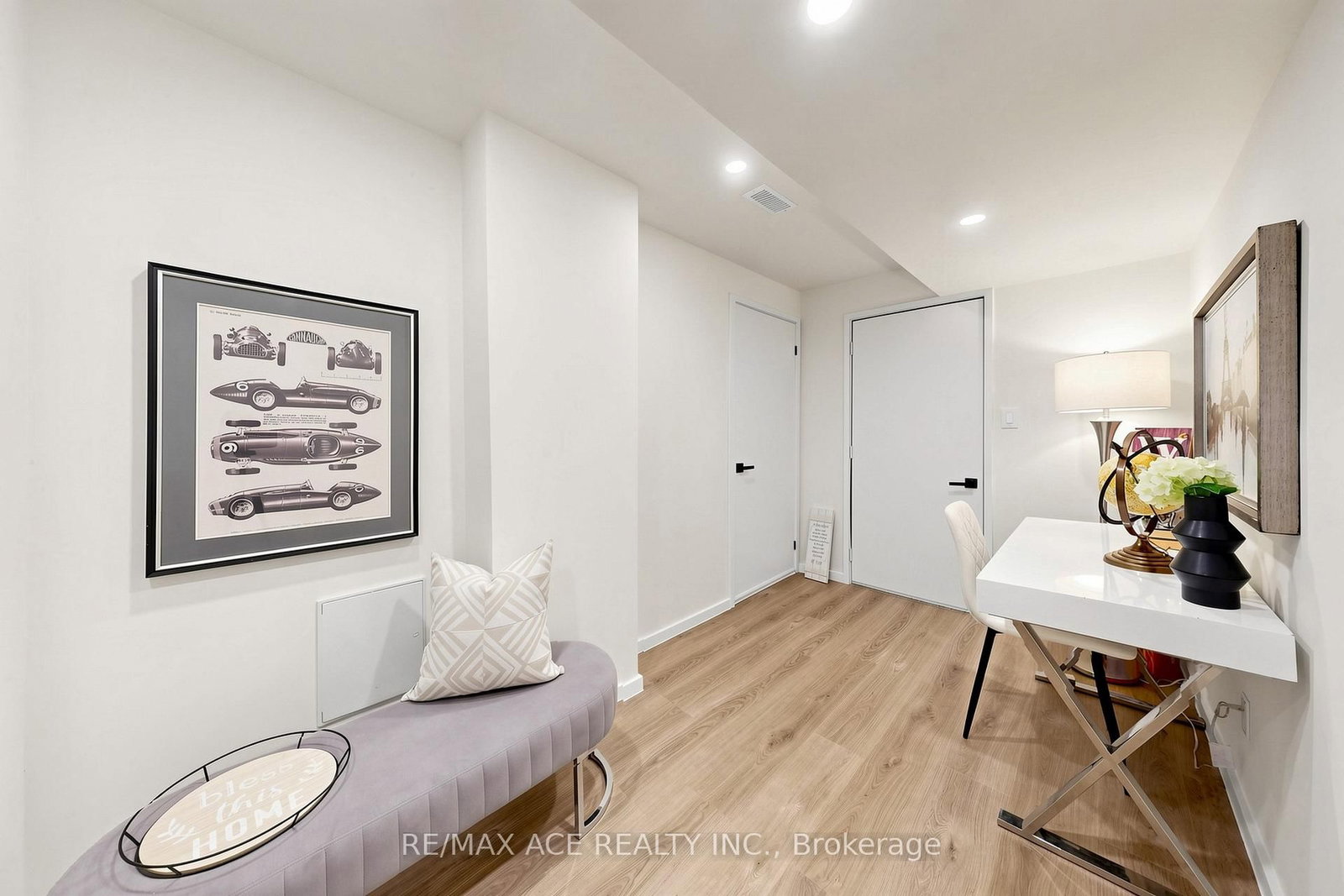 368 Elyse Court • Aurora, ON photo 39