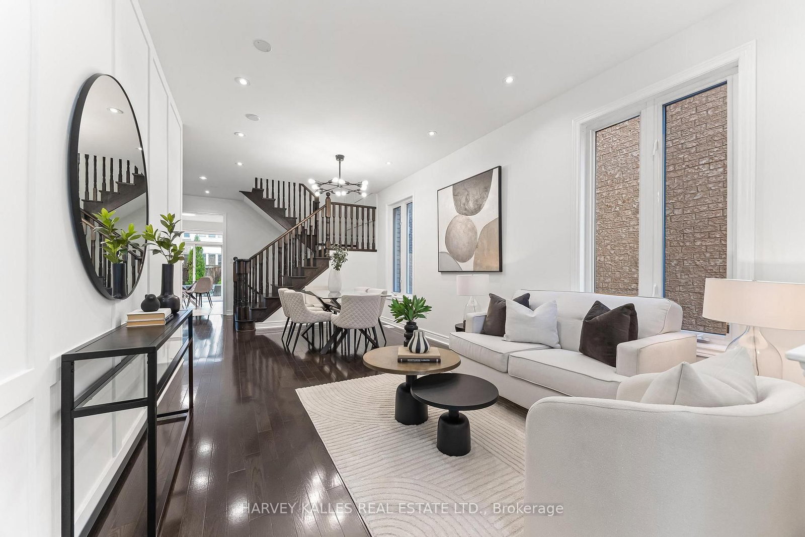 46 Grayleaf Drive • Whitchurch-Stouffville, ON photo 5