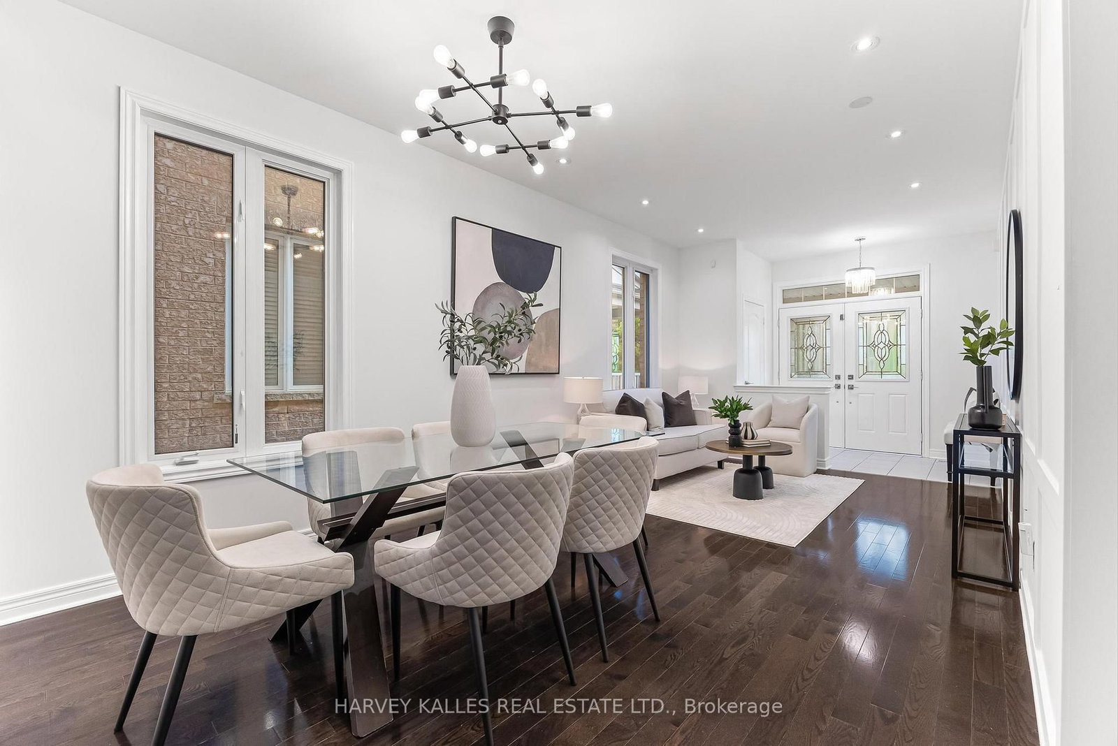 46 Grayleaf Drive • Whitchurch-Stouffville, ON photo 6