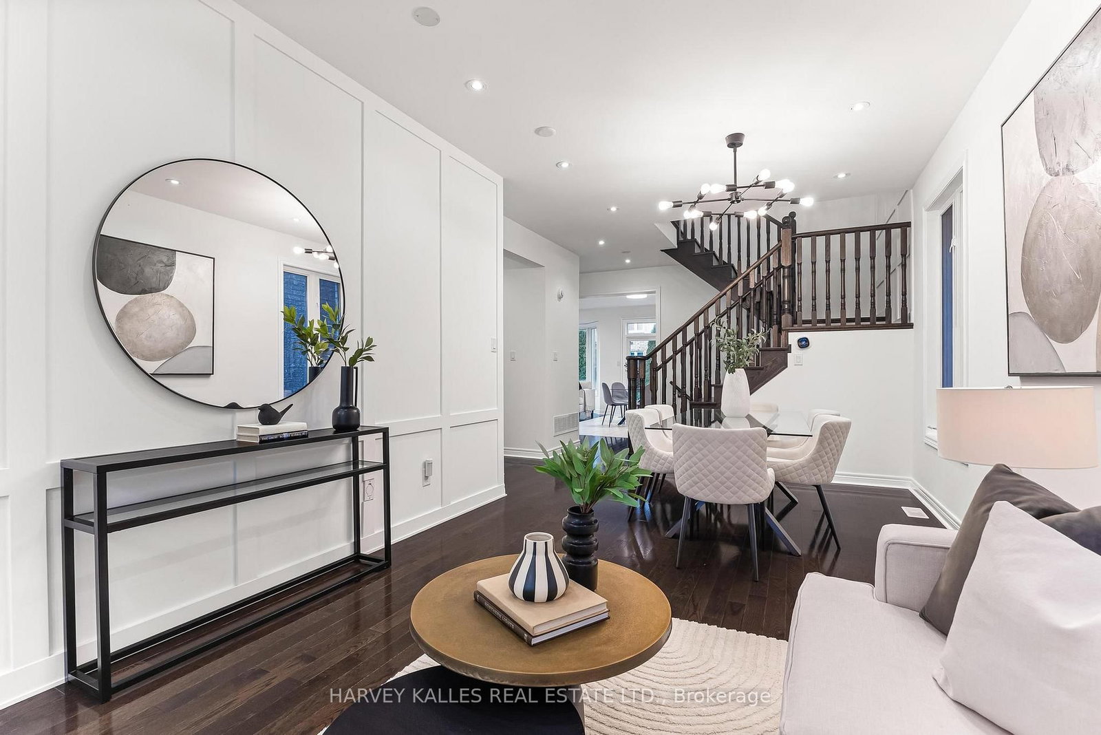 46 Grayleaf Drive • Whitchurch-Stouffville, ON photo 9