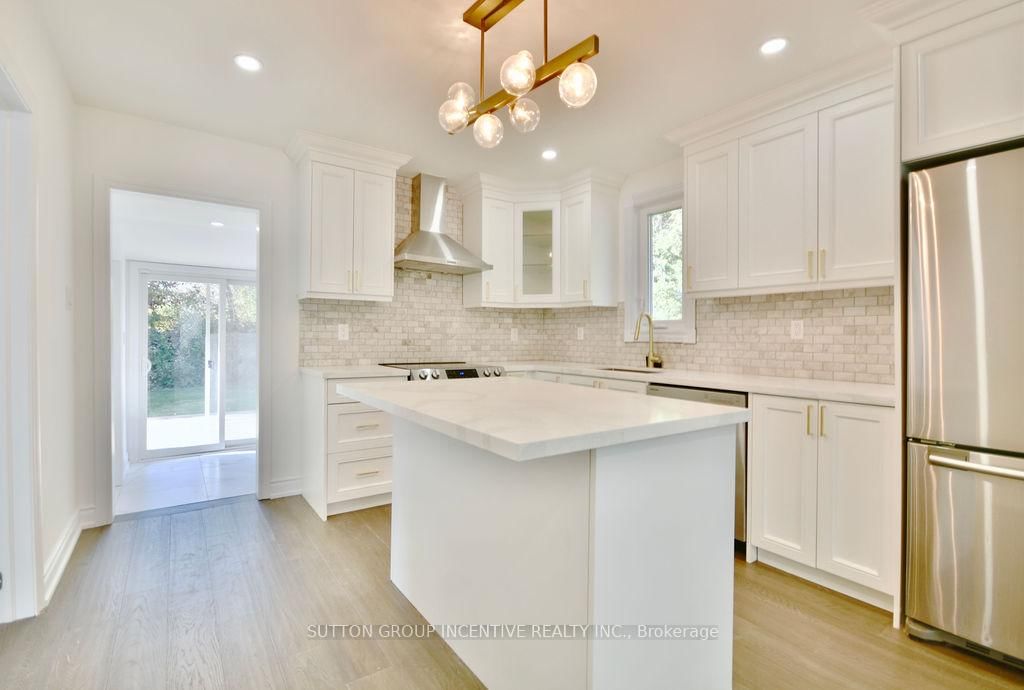 1556 Houston Avenue • Innisfil, ON photo 7