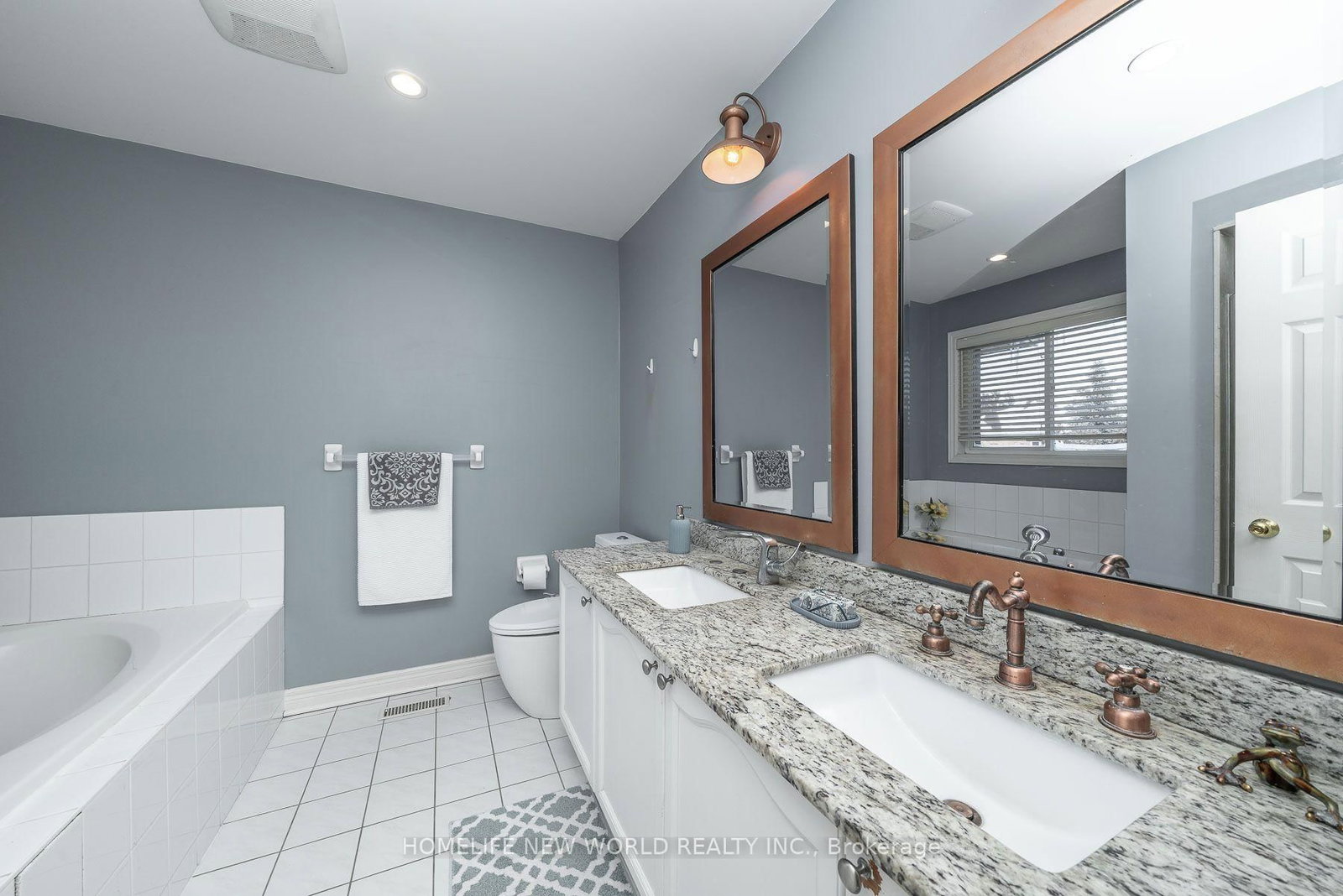 26 Cape Breton Court • Richmond Hill, ON photo 23