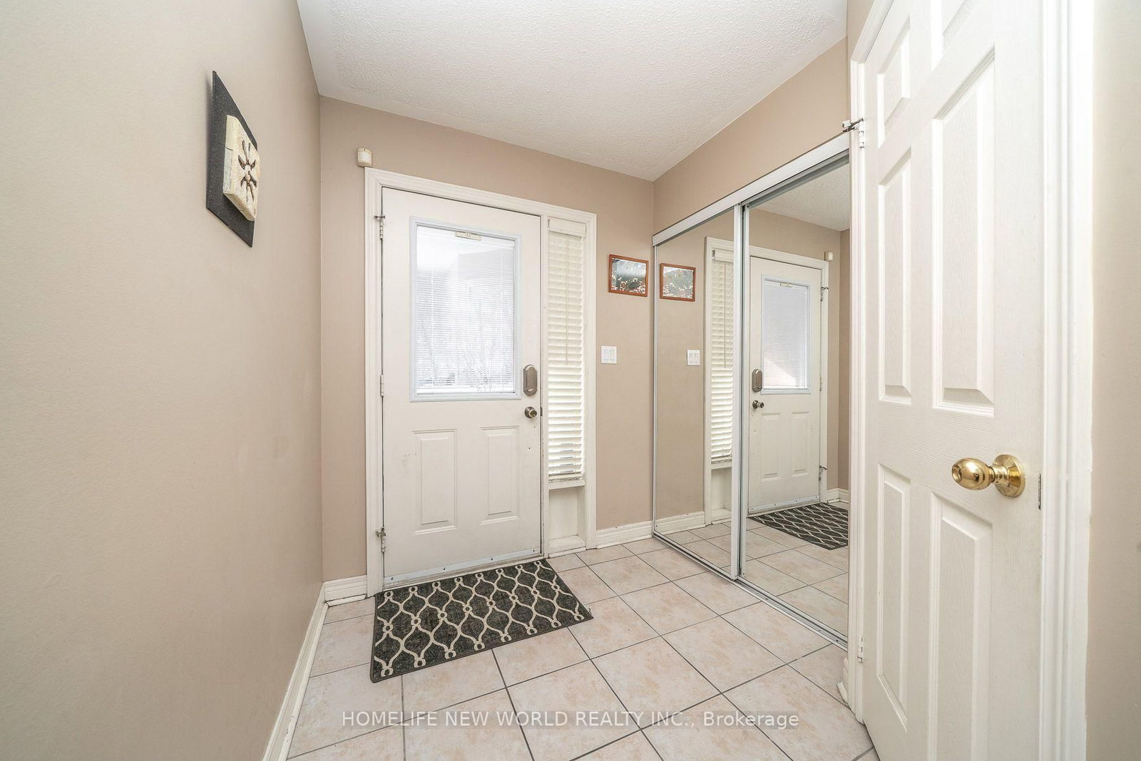26 Cape Breton Court • Richmond Hill, ON photo 5