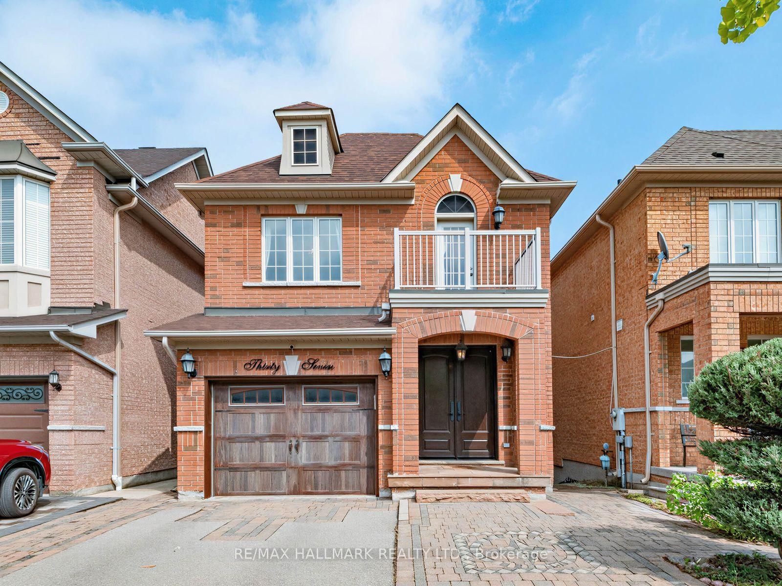 Detached House for sale at 37 Cherry Bush Road, Vaughan, Ontario, L6A 0R9 - Patterson - MLS: N13743780