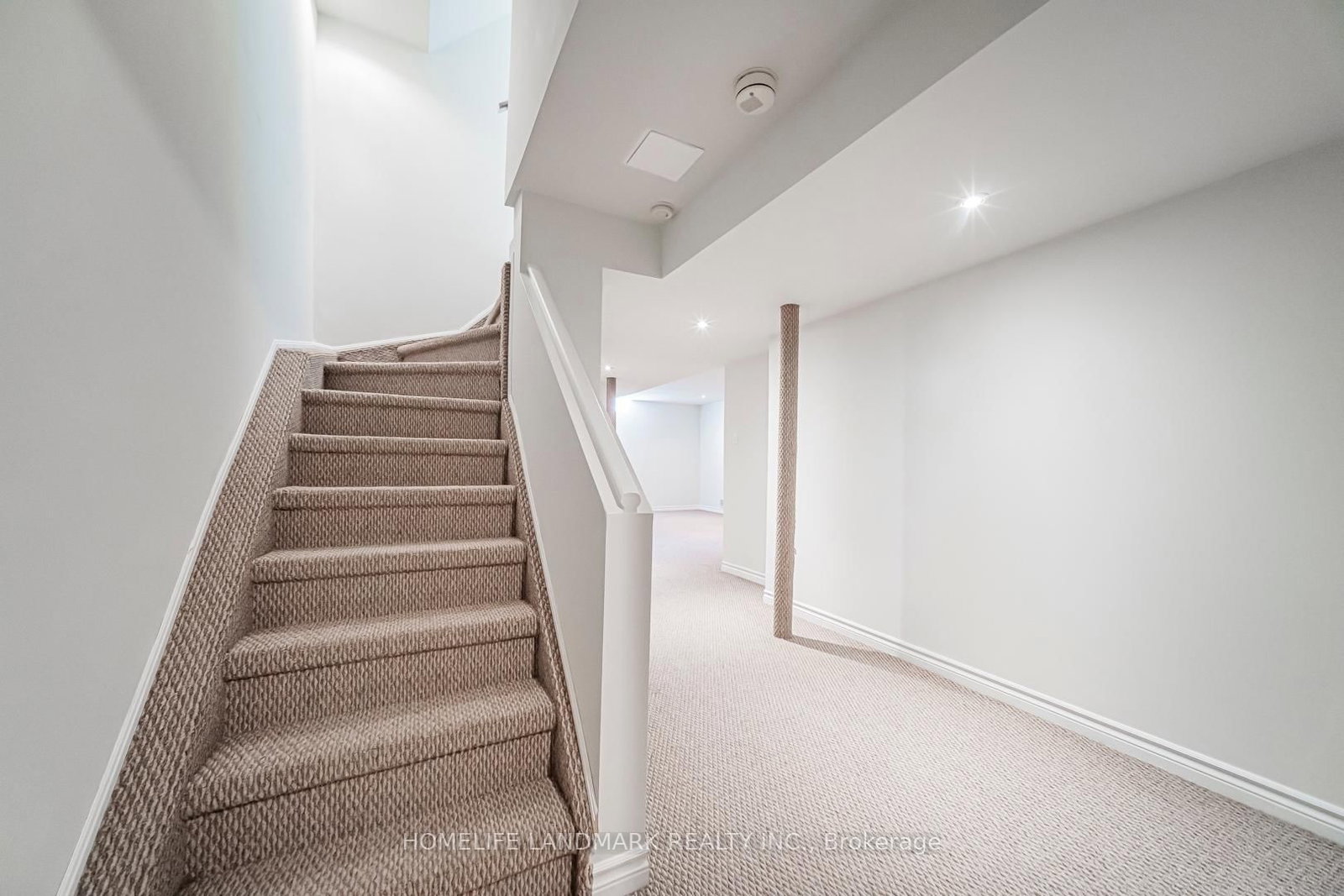 59 Bloomgate Crescent • Richmond Hill, ON photo 37