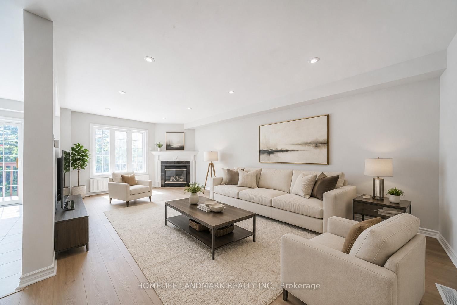 59 Bloomgate Crescent • Richmond Hill, ON photo 6