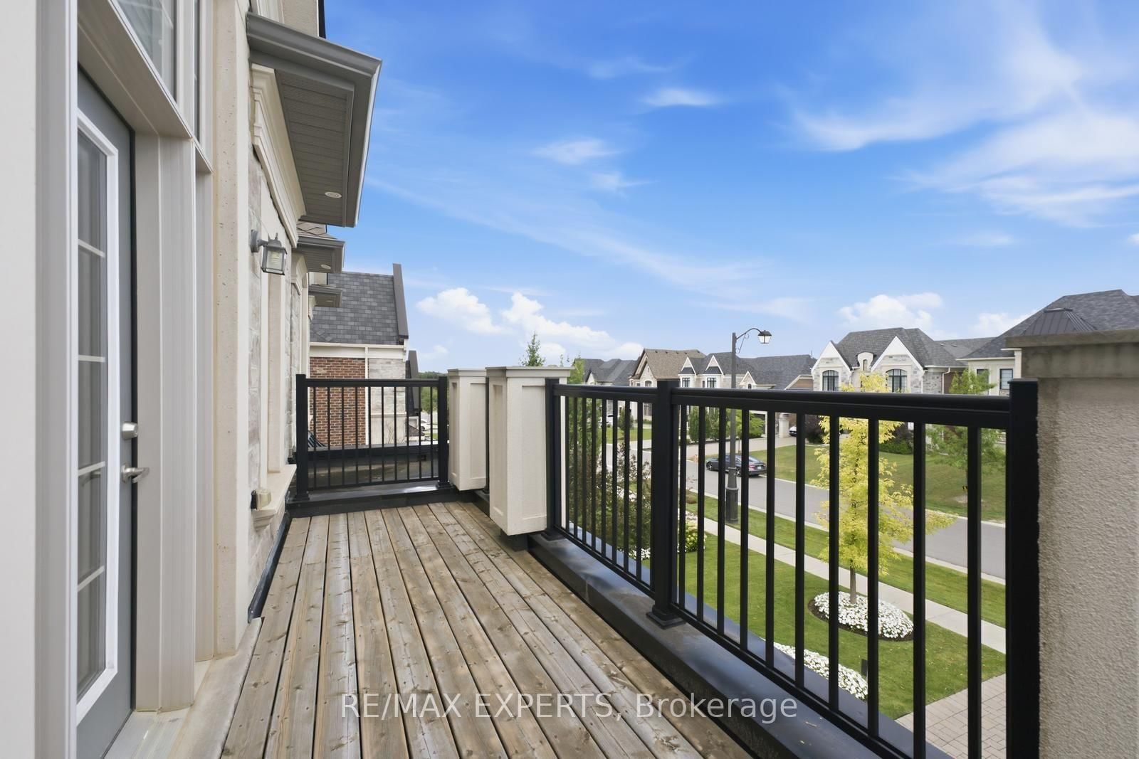 98 Endless Circle • Vaughan, ON photo 27