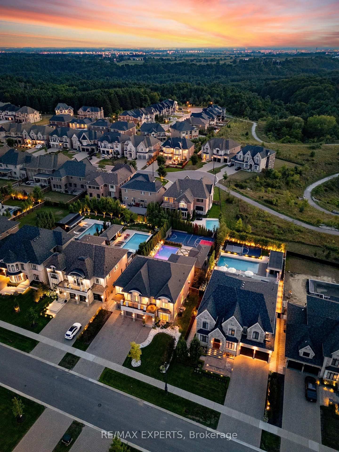 98 Endless Circle • Vaughan, ON photo 50
