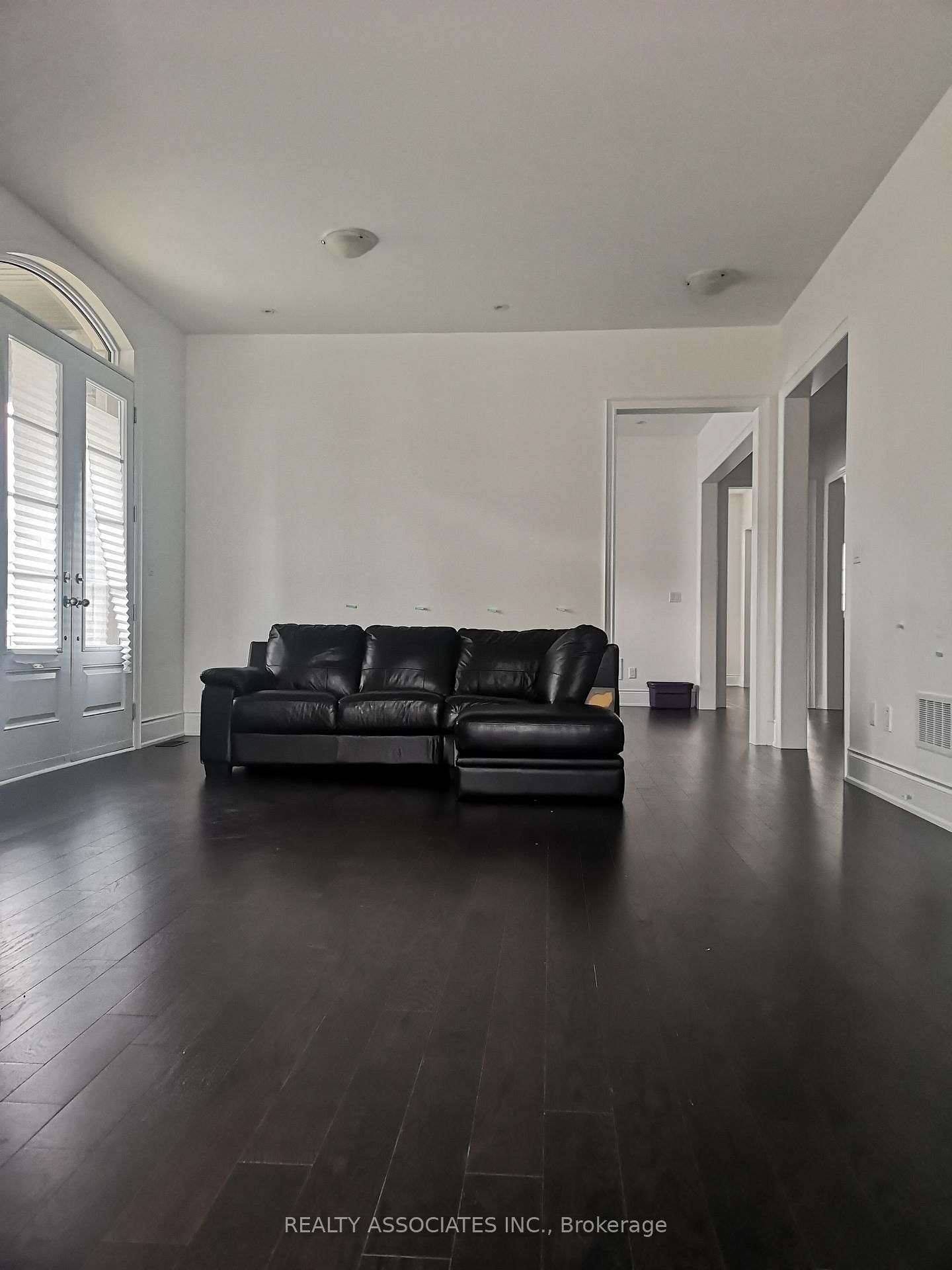 241 Stormont Trail, Vaughan 5