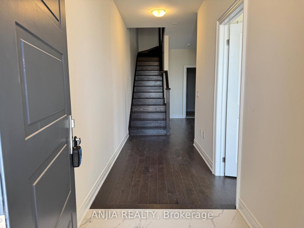 76 Selina Rose Street 3