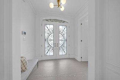 20 Gracedale Drive • Richmond Hill, ON photo 4