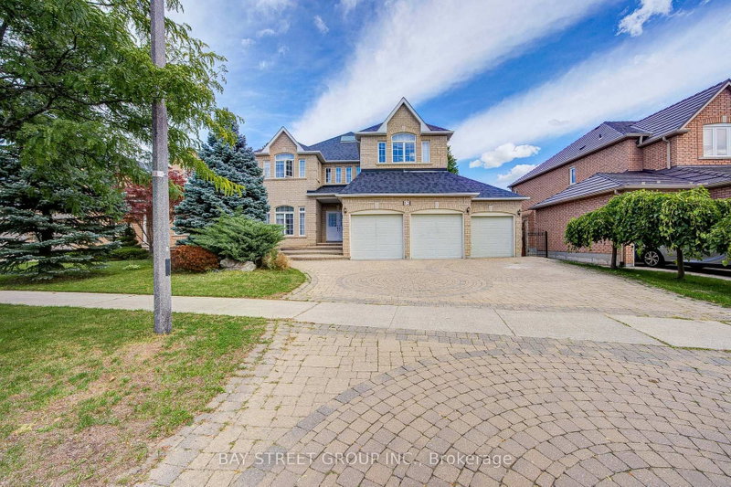 13 Pembrooke Road