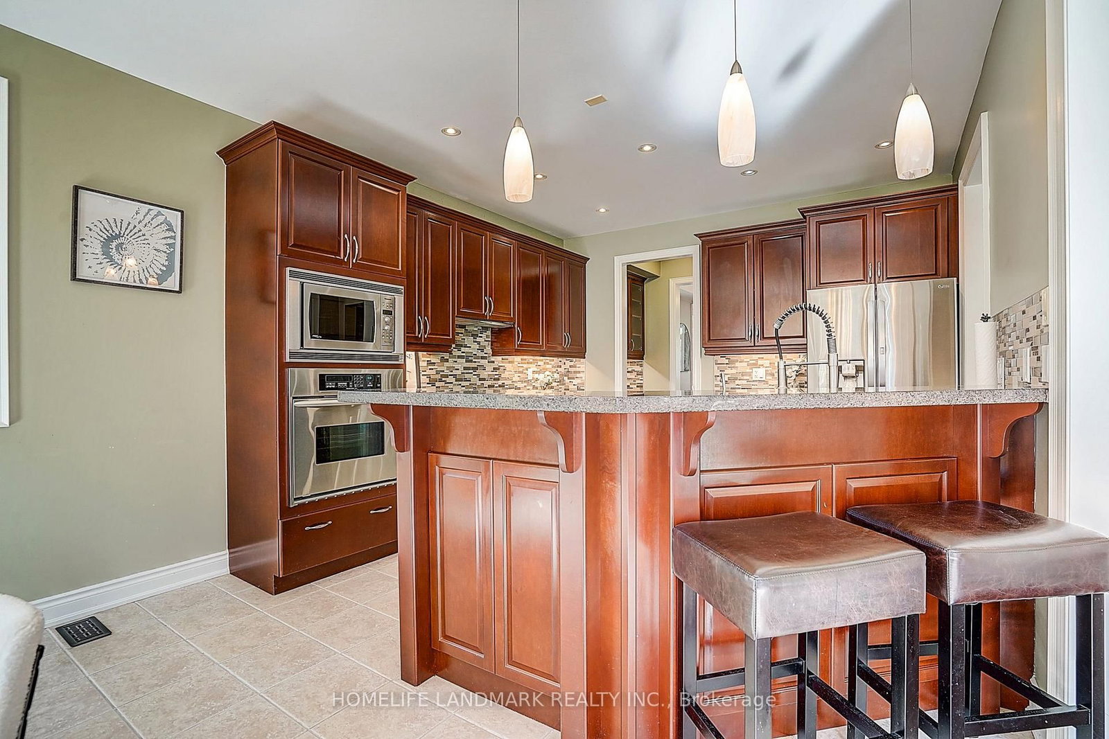 1061 Nellie Little Crescent • Newmarket, ON photo 11