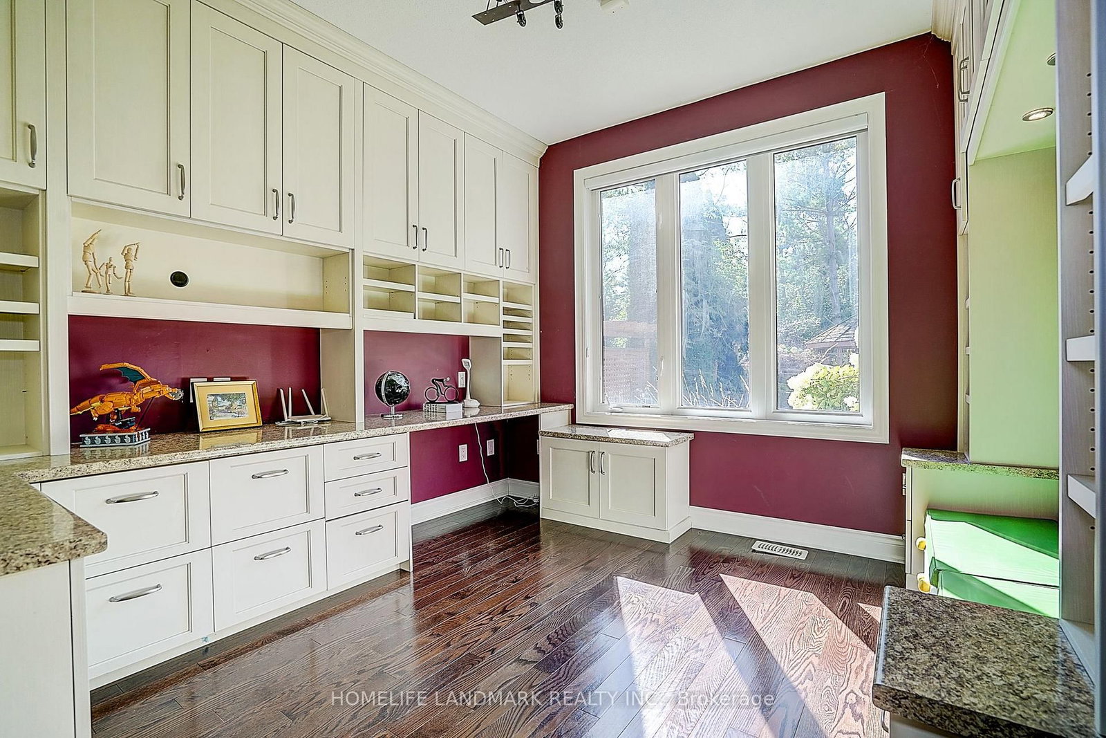1061 Nellie Little Crescent • Newmarket, ON photo 15