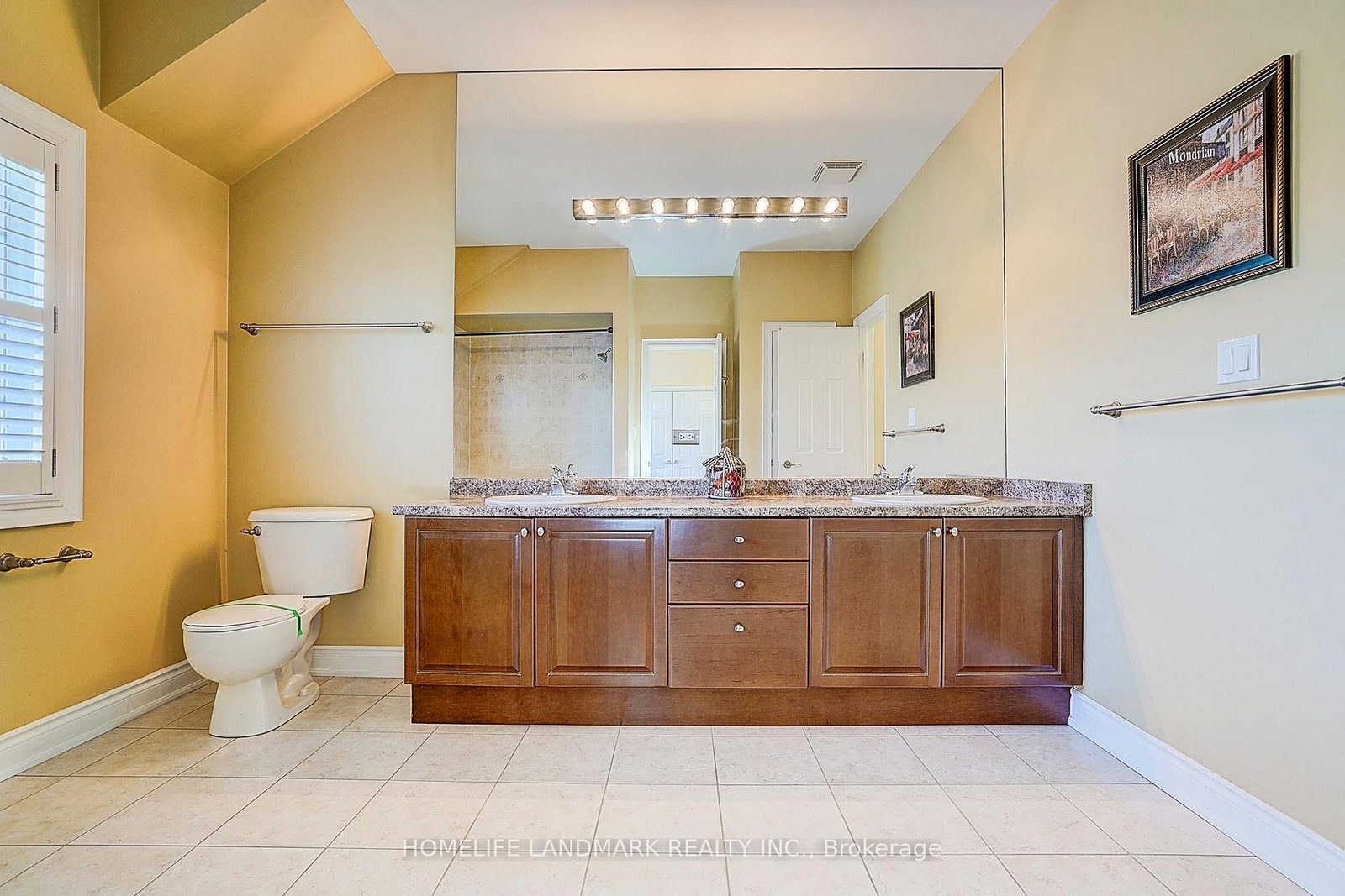 1061 Nellie Little Crescent • Newmarket, ON photo 31