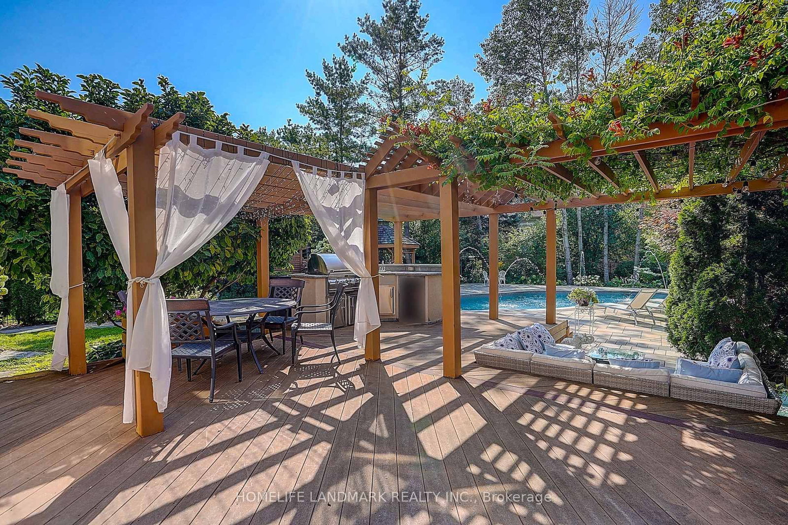 1061 Nellie Little Crescent • Newmarket, ON photo 39