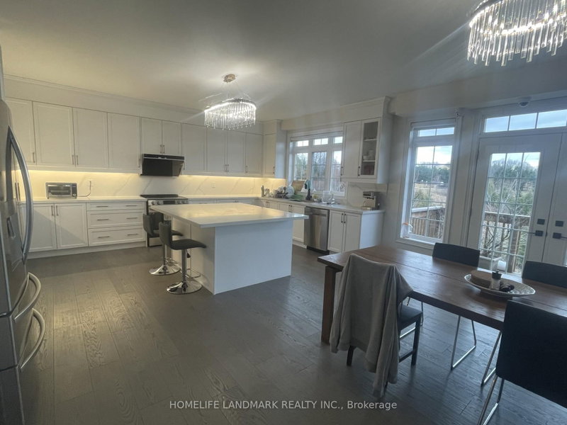 187 Stormont (Room ) Trail