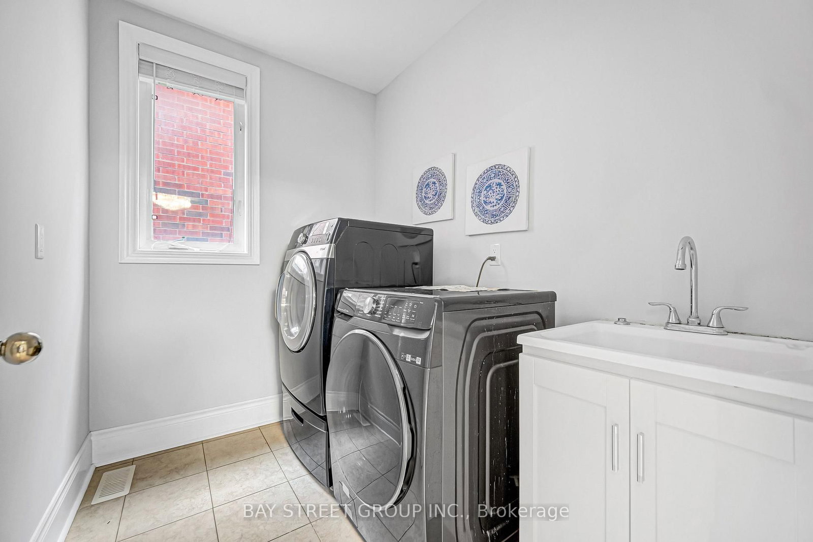 45 Old Orchard Crescent • Richmond Hill, ON photo 10