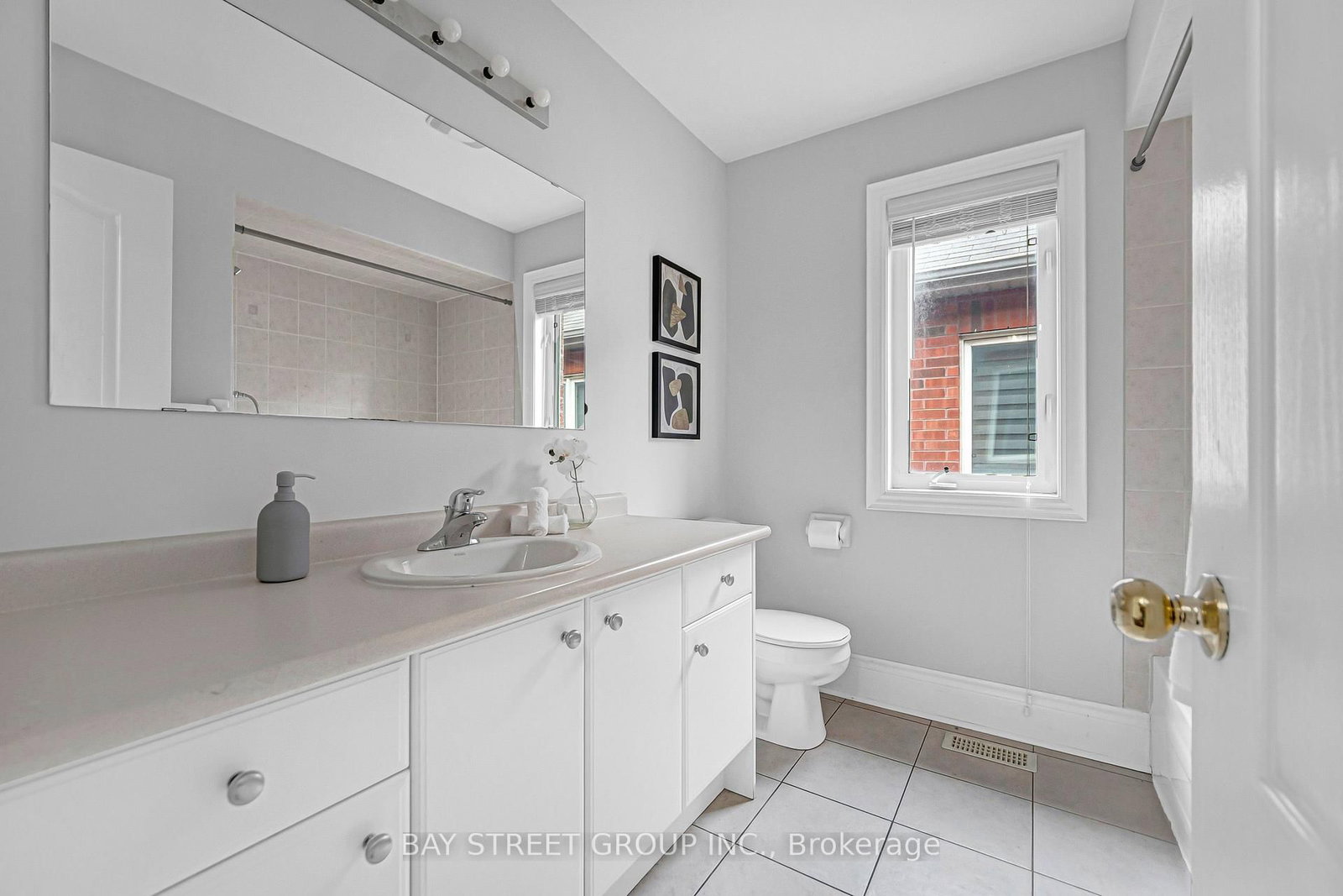 45 Old Orchard Crescent • Richmond Hill, ON photo 28
