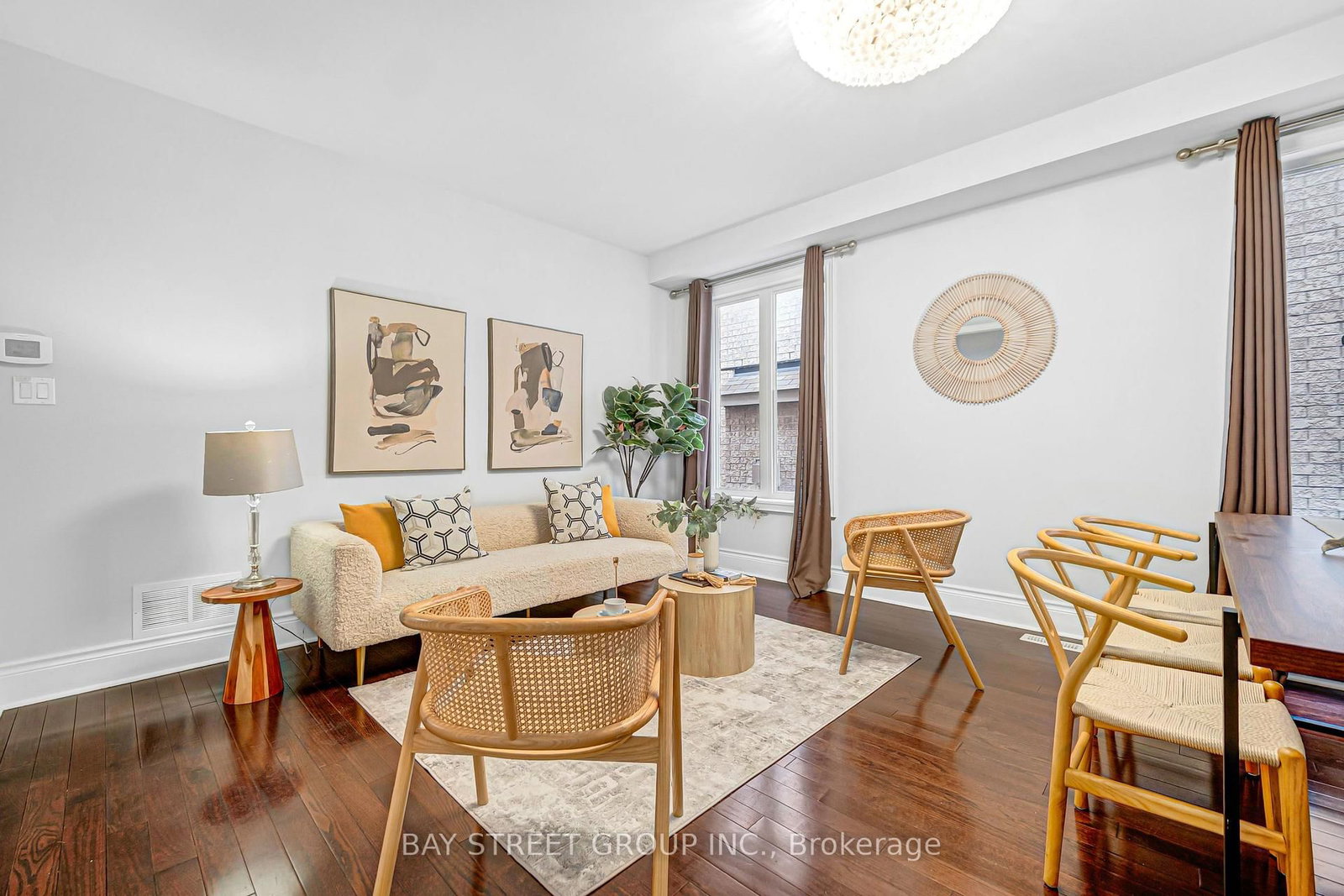 45 Old Orchard Crescent • Richmond Hill, ON photo 8