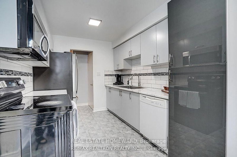51 Steepleview Crescent