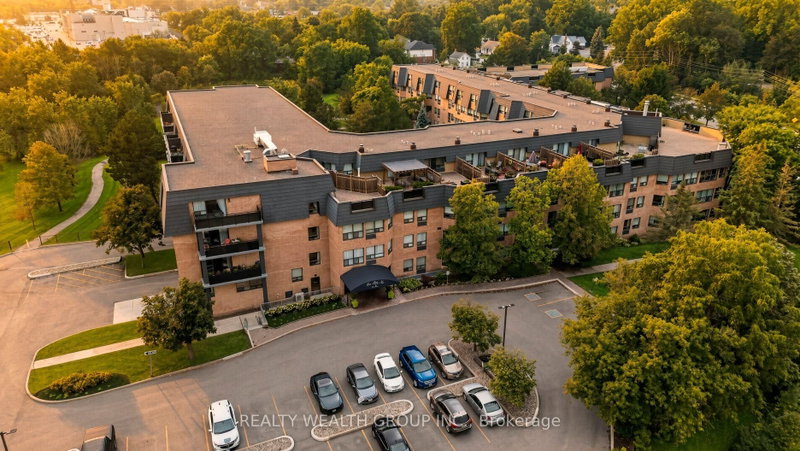 307 - 155 Main Street N