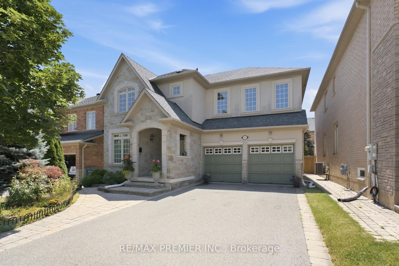 63 Summeridge Drive • Vaughan, ON photo 3