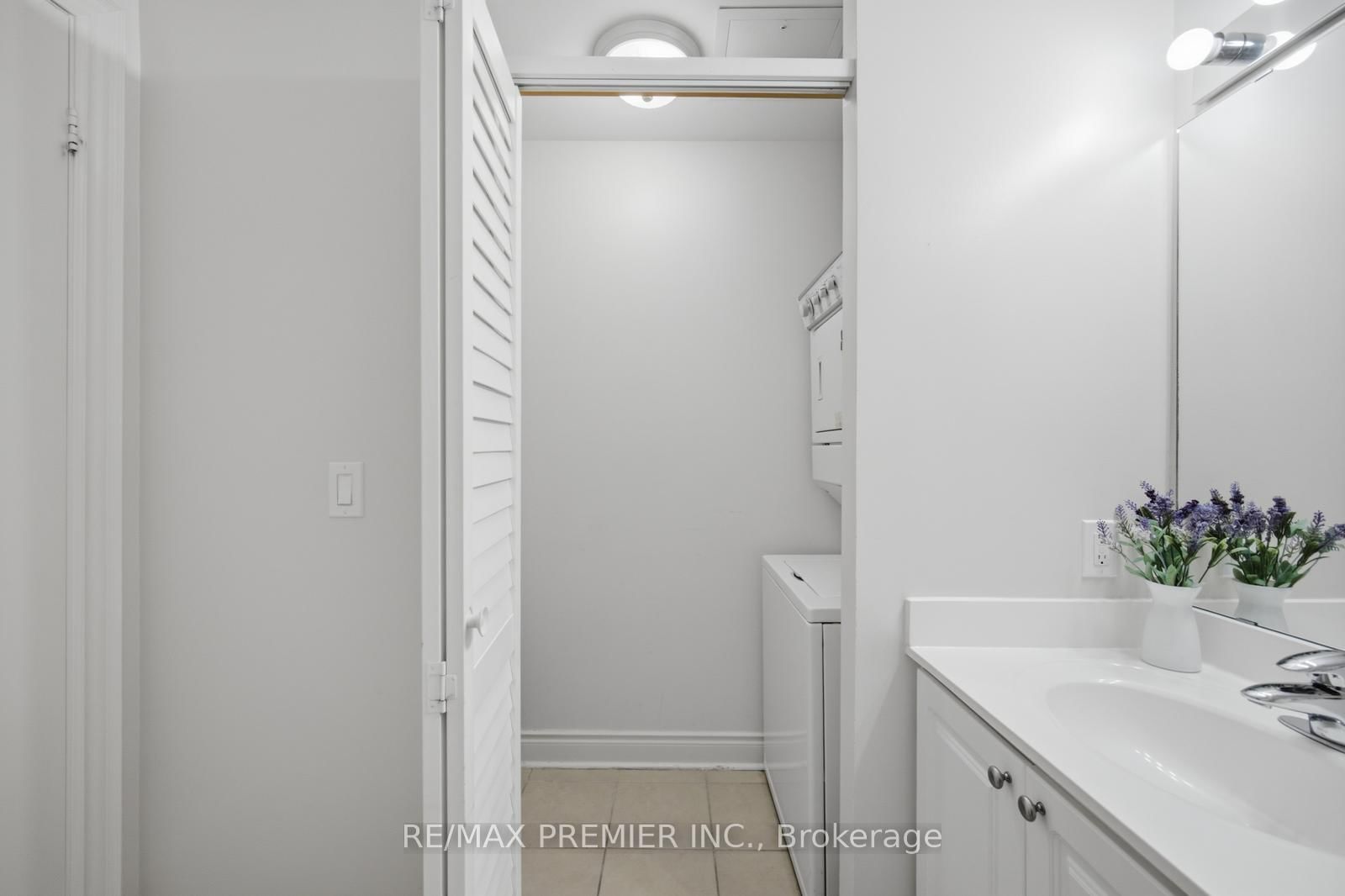 8201 Islington Avenue • #217 • Vaughan, ON photo 25
