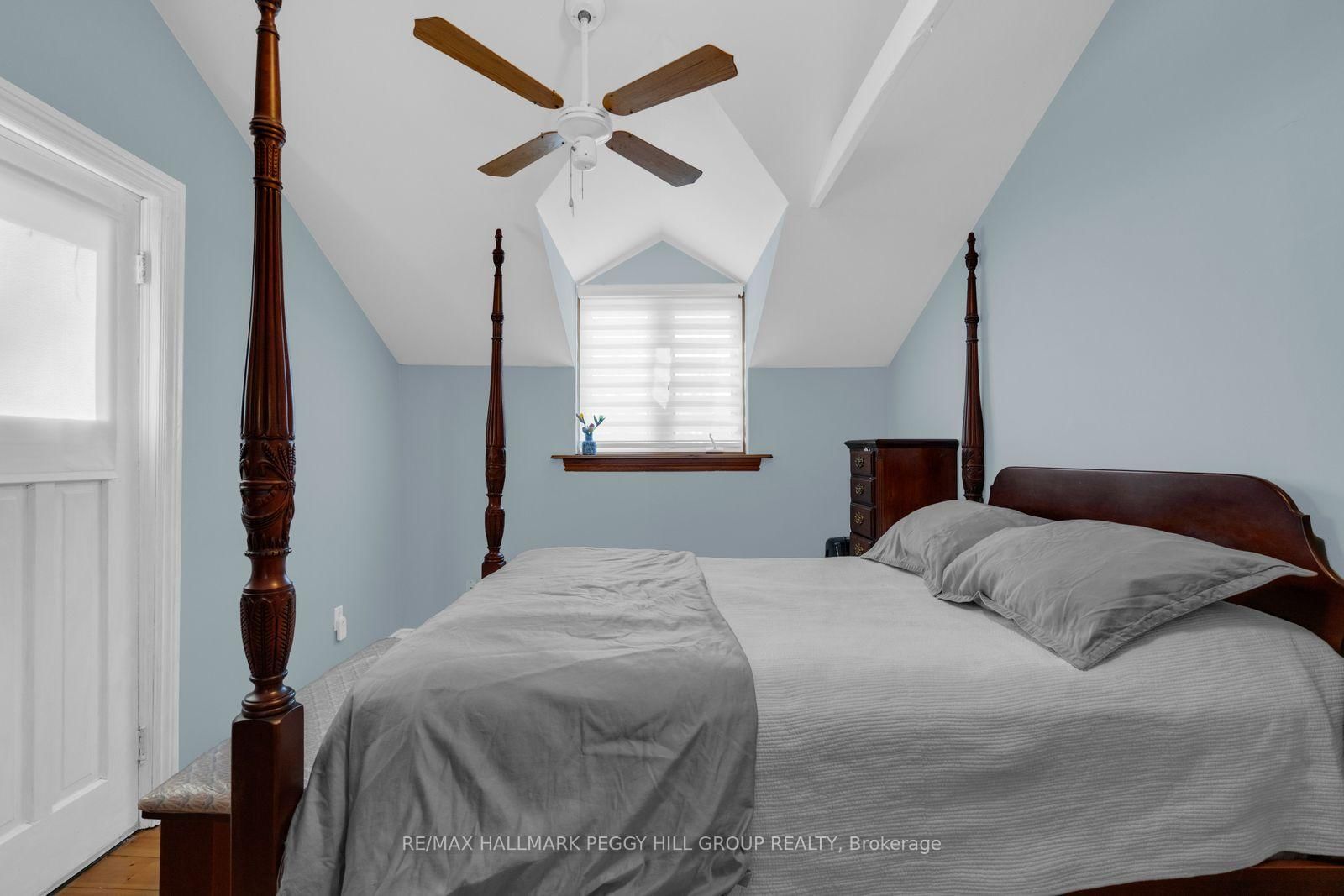 621 Lydia Street • Newmarket, ON photo 11