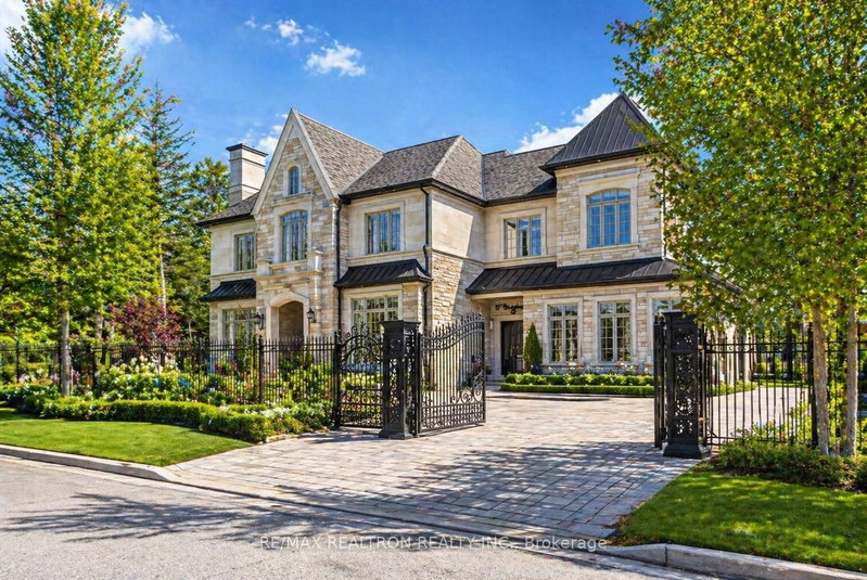 17 Pebblelane Court