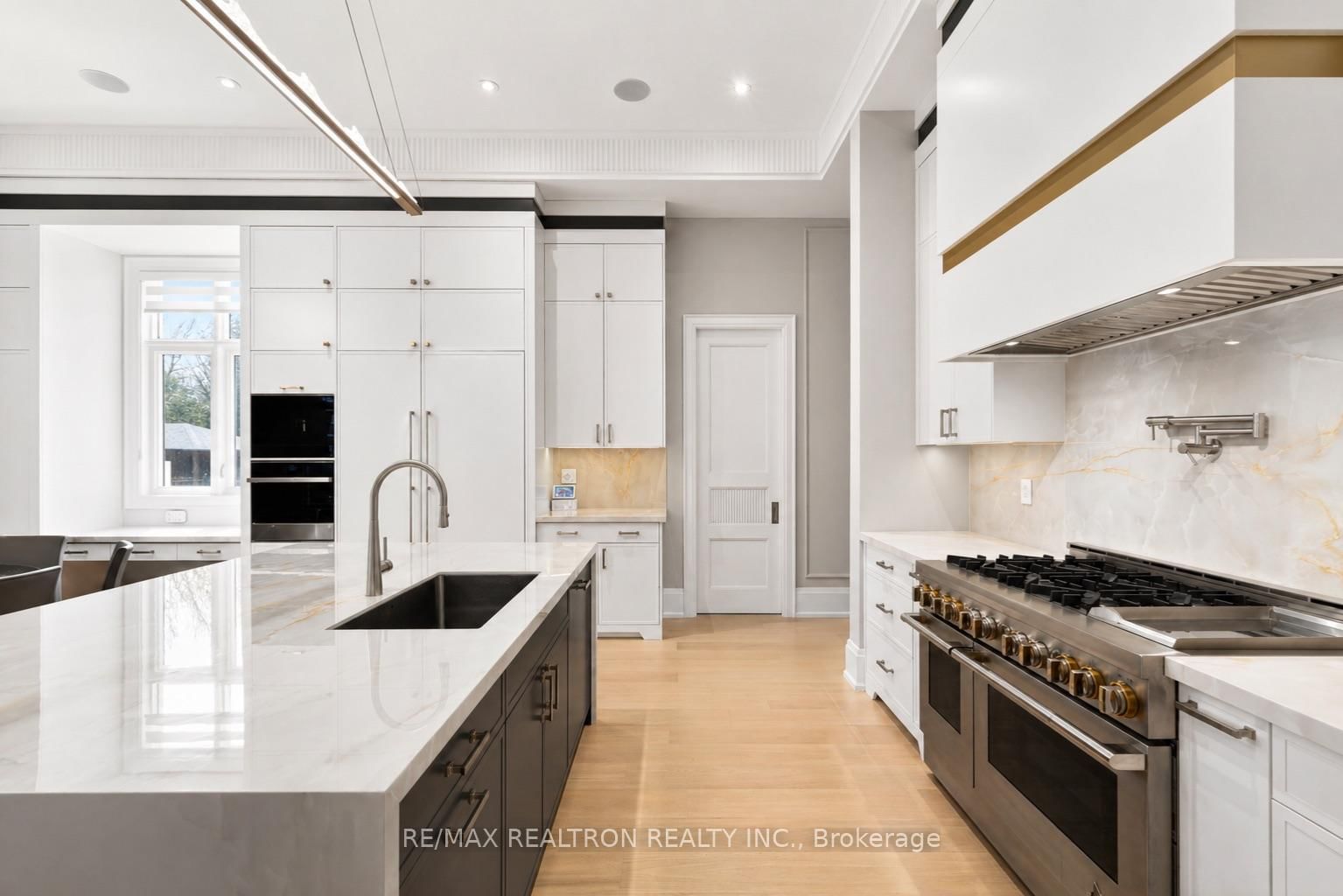 17 Pebblelane Court • Richmond Hill, ON photo 16