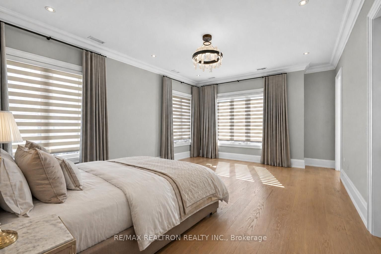 17 Pebblelane Court • Richmond Hill, ON photo 38