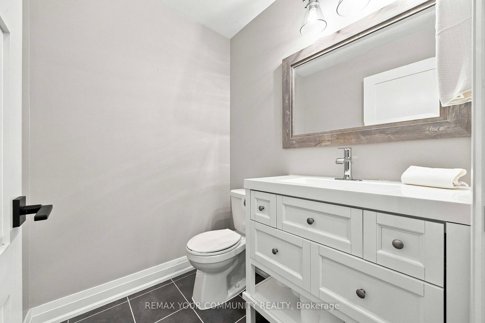 555 William Graham Drive • #238 • Aurora, ON photo 21