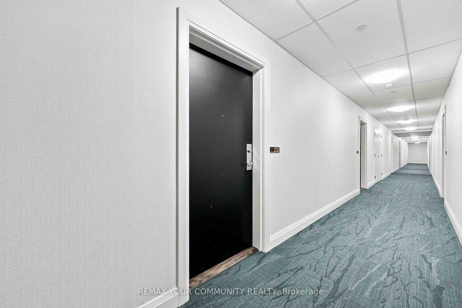 555 William Graham Drive • #238 • Aurora, ON photo 3